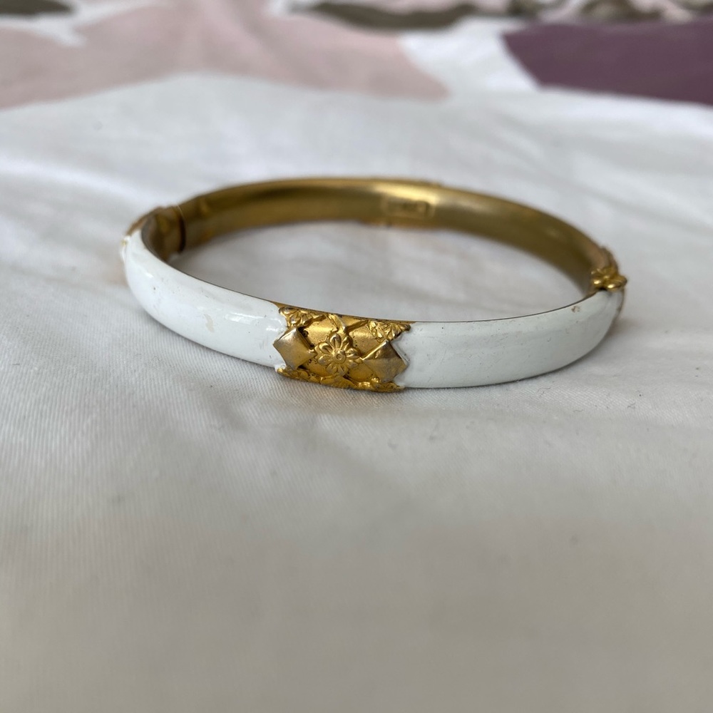 Vintage gold and white bracelet